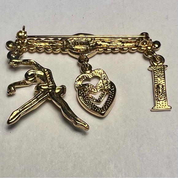 Roma I Love Ballet Dancing Dangling Pin - Picture 3 of 5